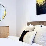 Carol Park Penthouse By Skyline * Bucarest
