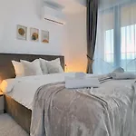 Carol Park Penthouse By Skyline Appartamento Bucarest