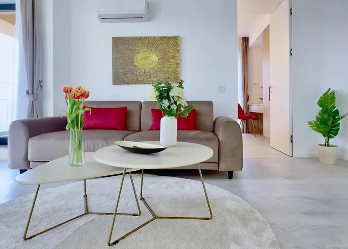 Carol Park 2br Penthouse By Wayfaris Apartman Bukarest